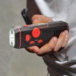 Crank Flashlight/Radio - 2